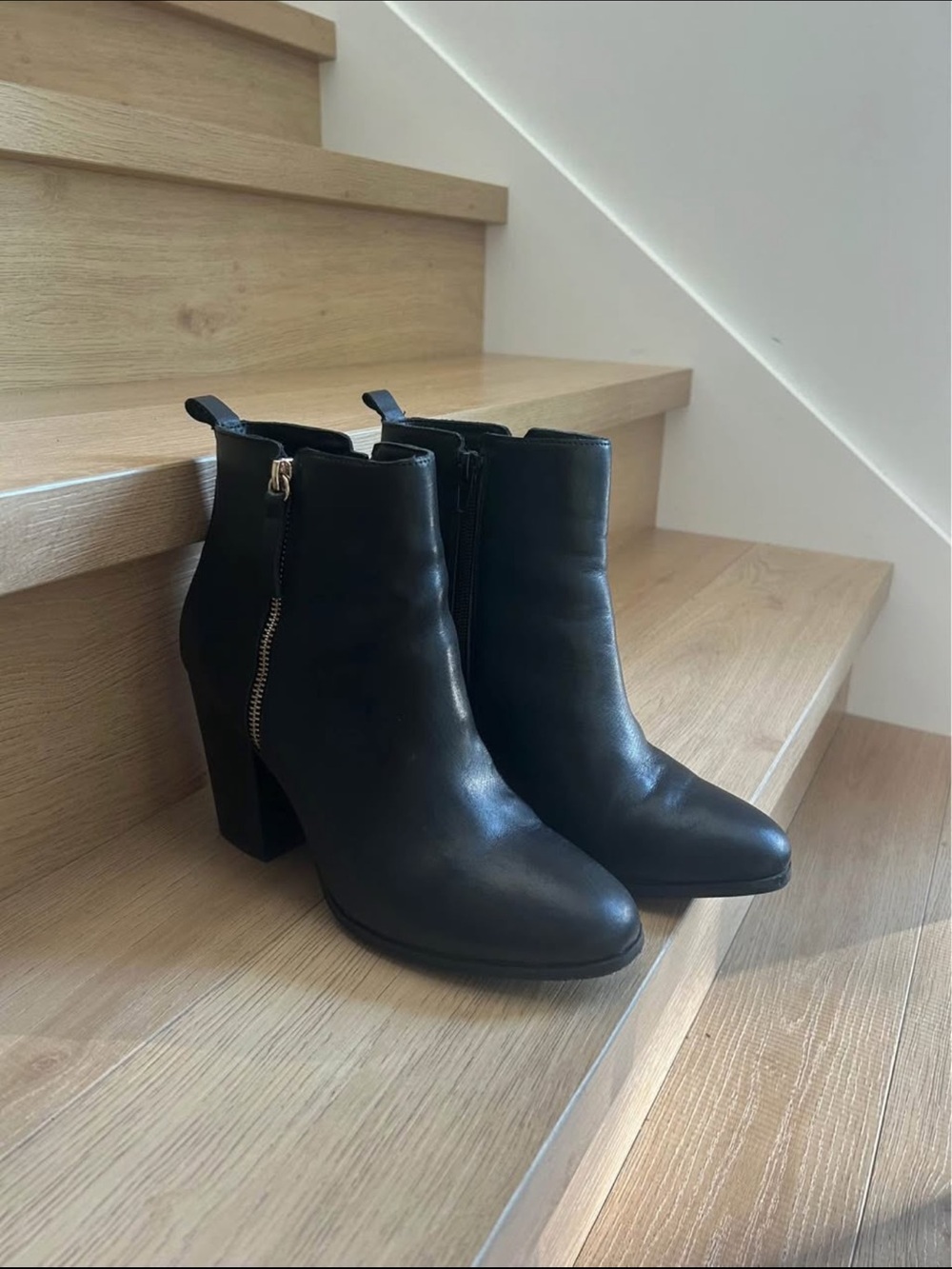 Women’s Black Ankle Boots with Block Heel and gold zipper - Picture 2 of 6